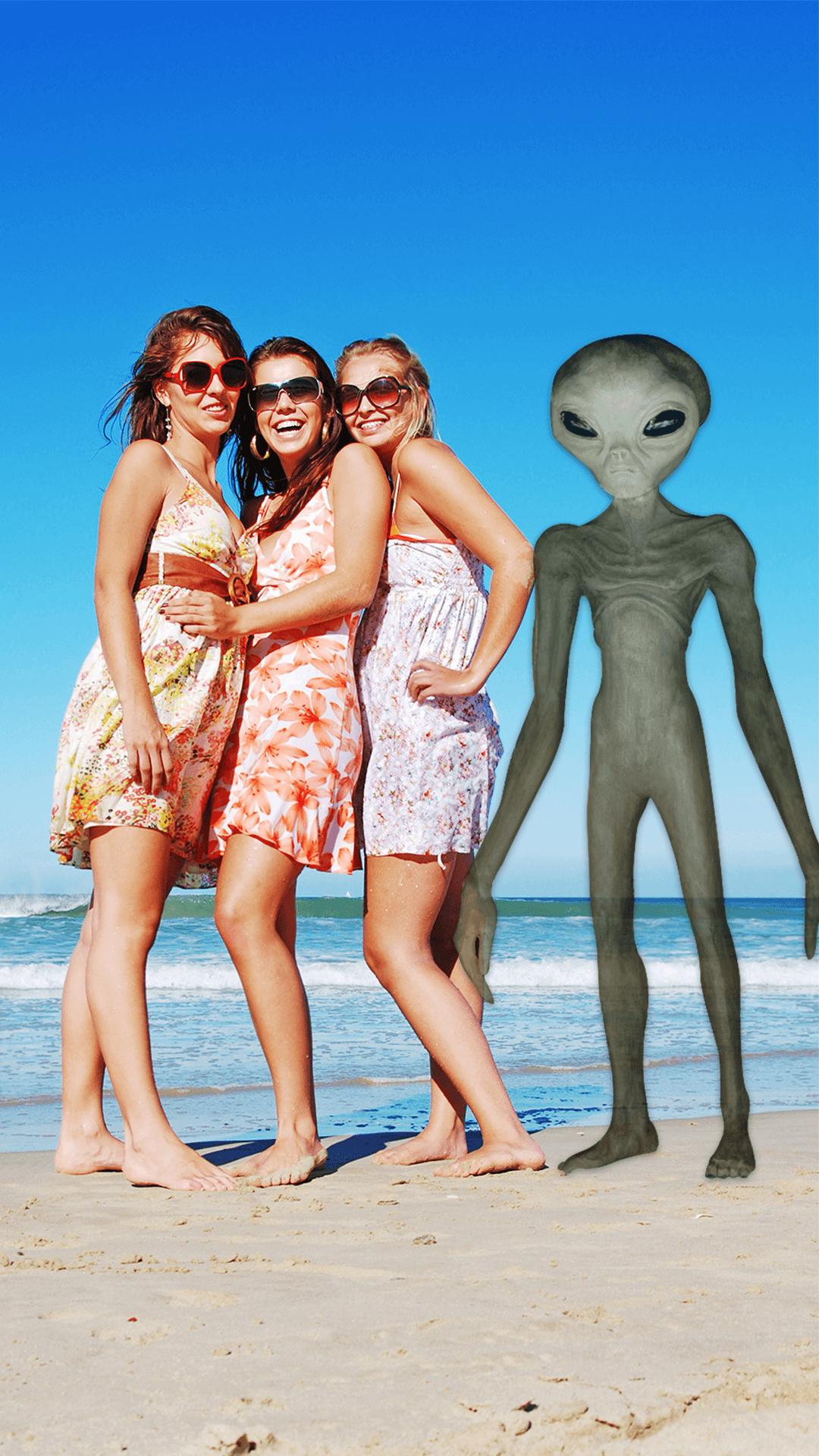 UFO in Photo Prank